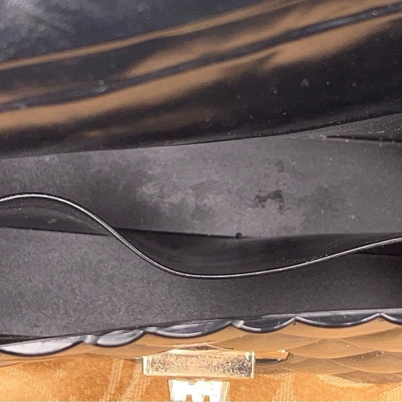 SMALL BLACK GOLD JELLY PURSE SMALL GOTH GLAM QUILTED LOOK - Picture 10 of 15